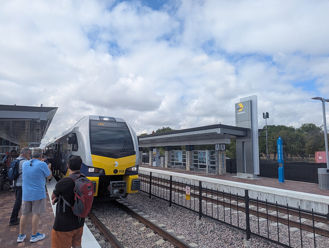 A DART Silver Line commuter train at a station platform