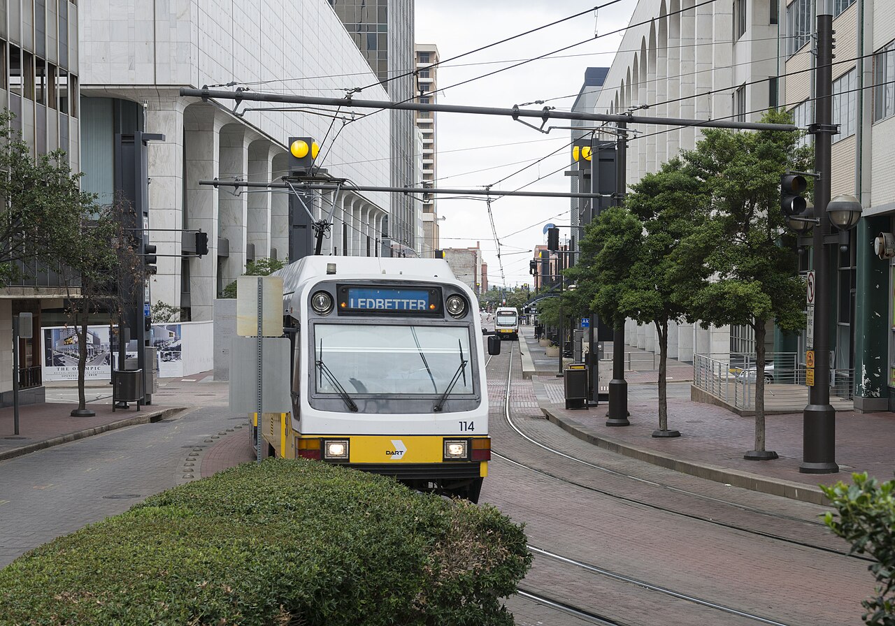 DART Fares in 2026: What Riders Pay and Who Gets Discounts