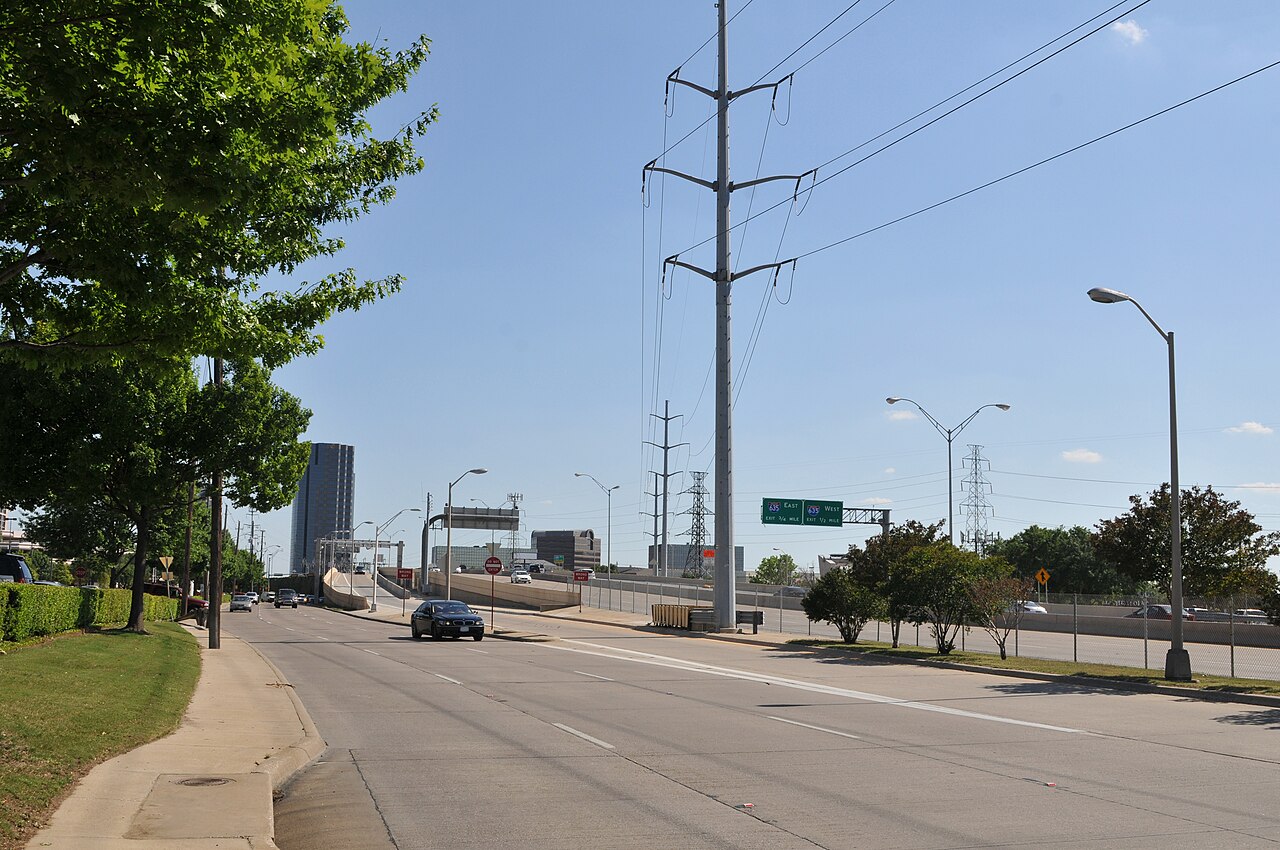 That Text About Unpaid Tolls Is Almost Always a Scam